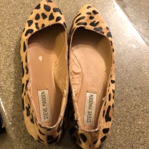 Steve Madden leopard print flats.